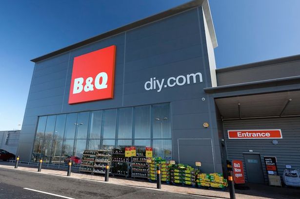 B&Q store front