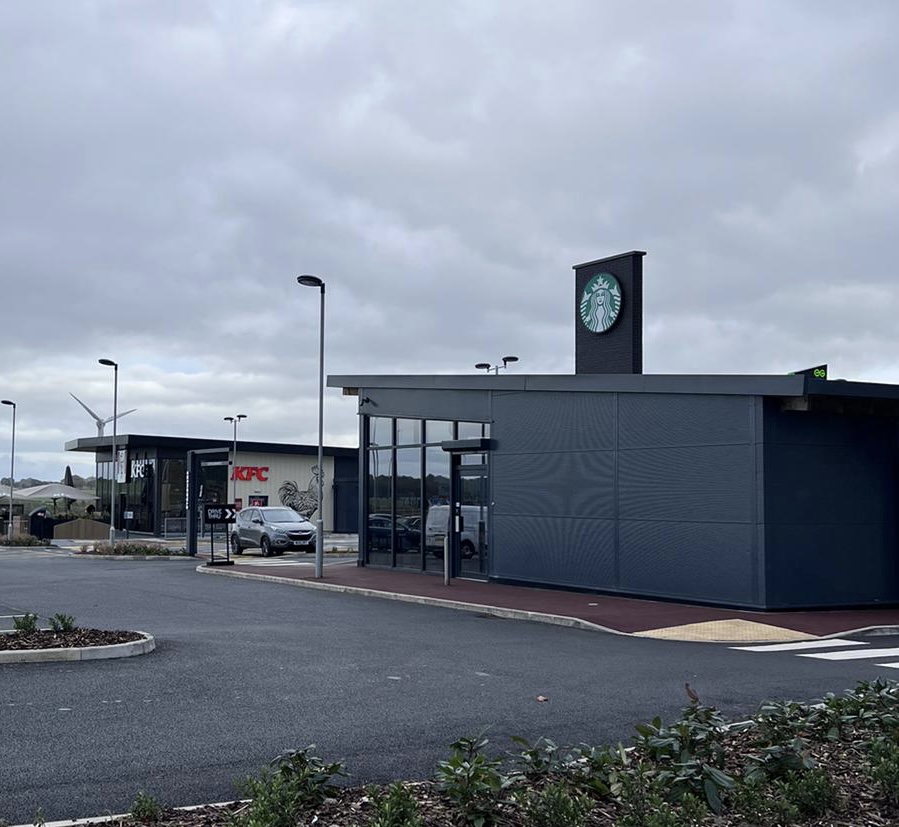 Starbucks located in new Heartlands development with Drive-Thru